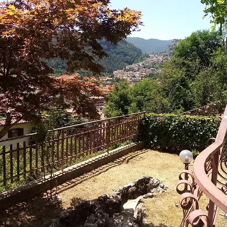 Indipendente Con Giardino Panoramico