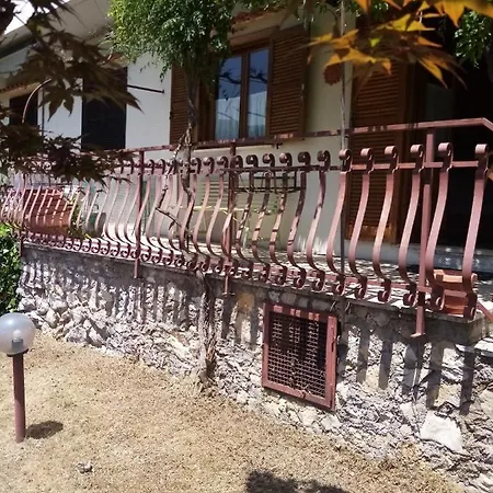 Indipendente Con Giardino Panoramico Apartment Tagliacozzo