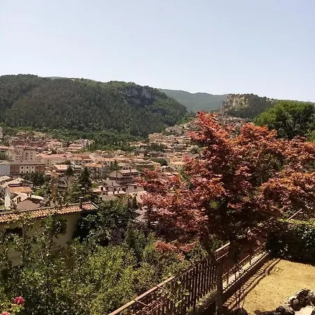 Apartment Indipendente Con Giardino Panoramico Tagliacozzo